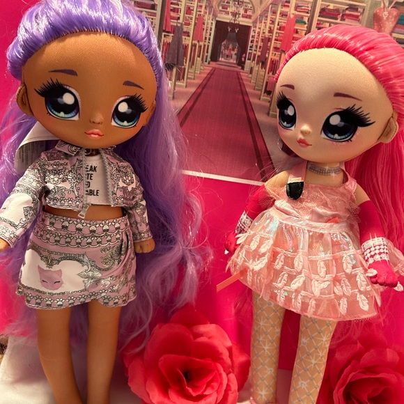 2- Na! Na! Na! Surprise Fashion Doll - Picture 3 of 7